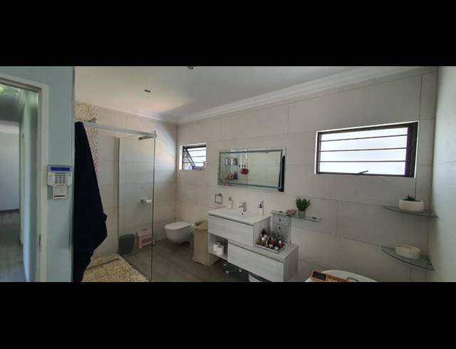 5 BEDROOM HOUSE FOR SALE IN ATLASVILLE